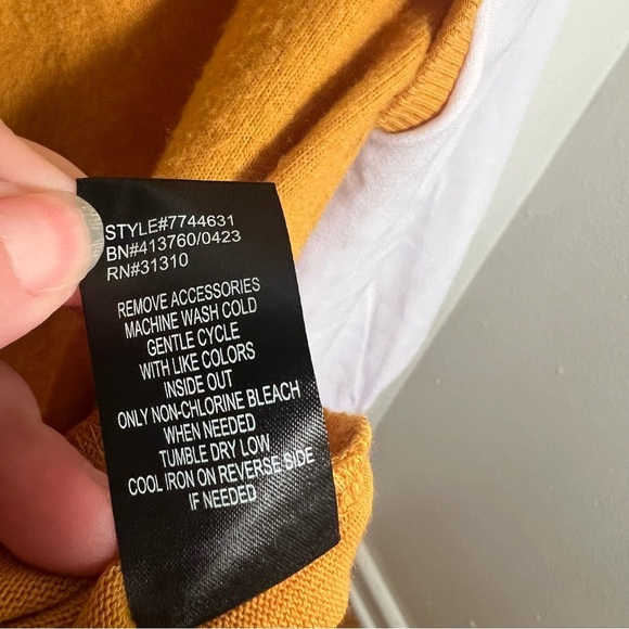 Amy Byer 2Fer Vest Blouse Mustard Yellow L 14 - Picture 11 of 11